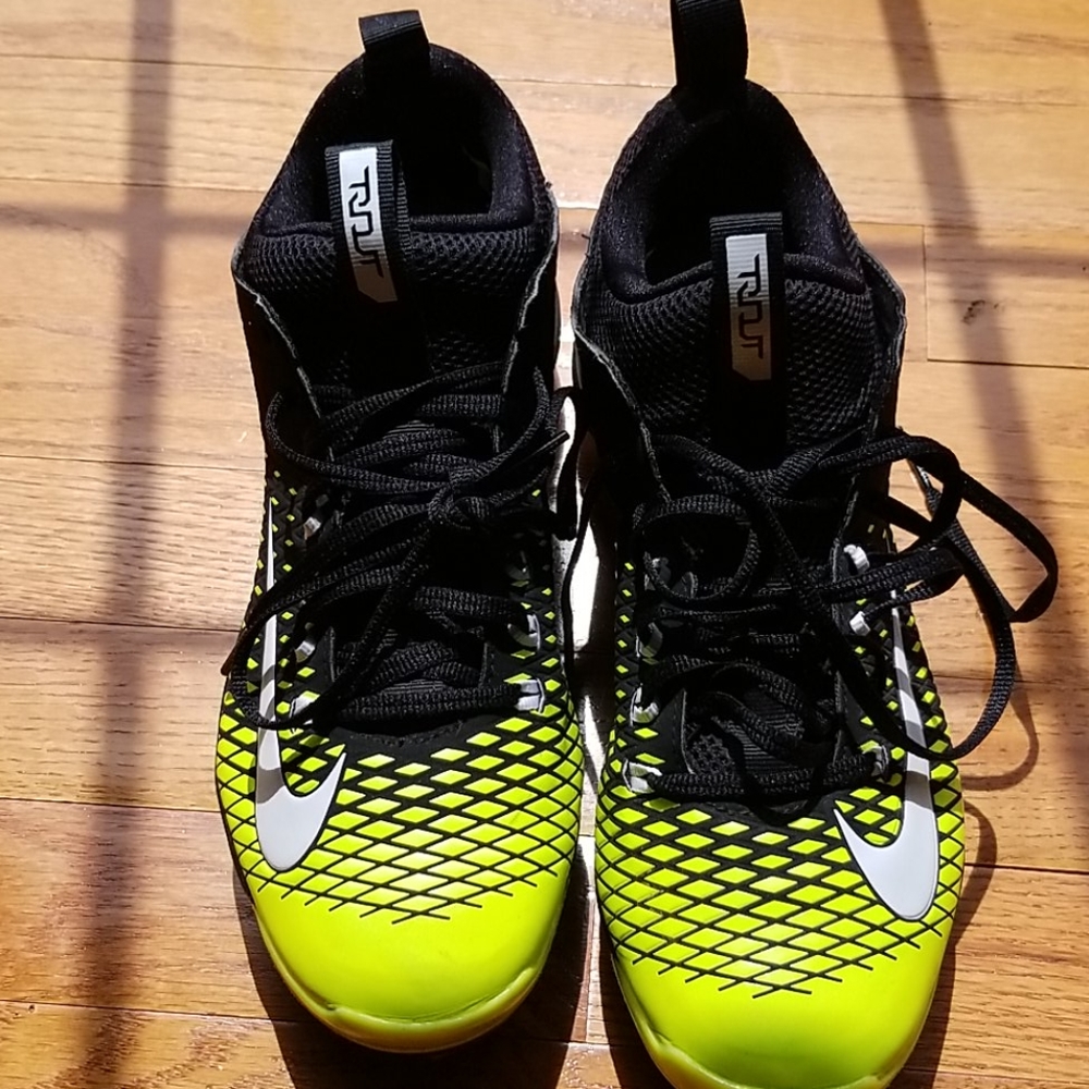 SOLD*****NIKE Mens Mike Trout Baseball Metal Cleats